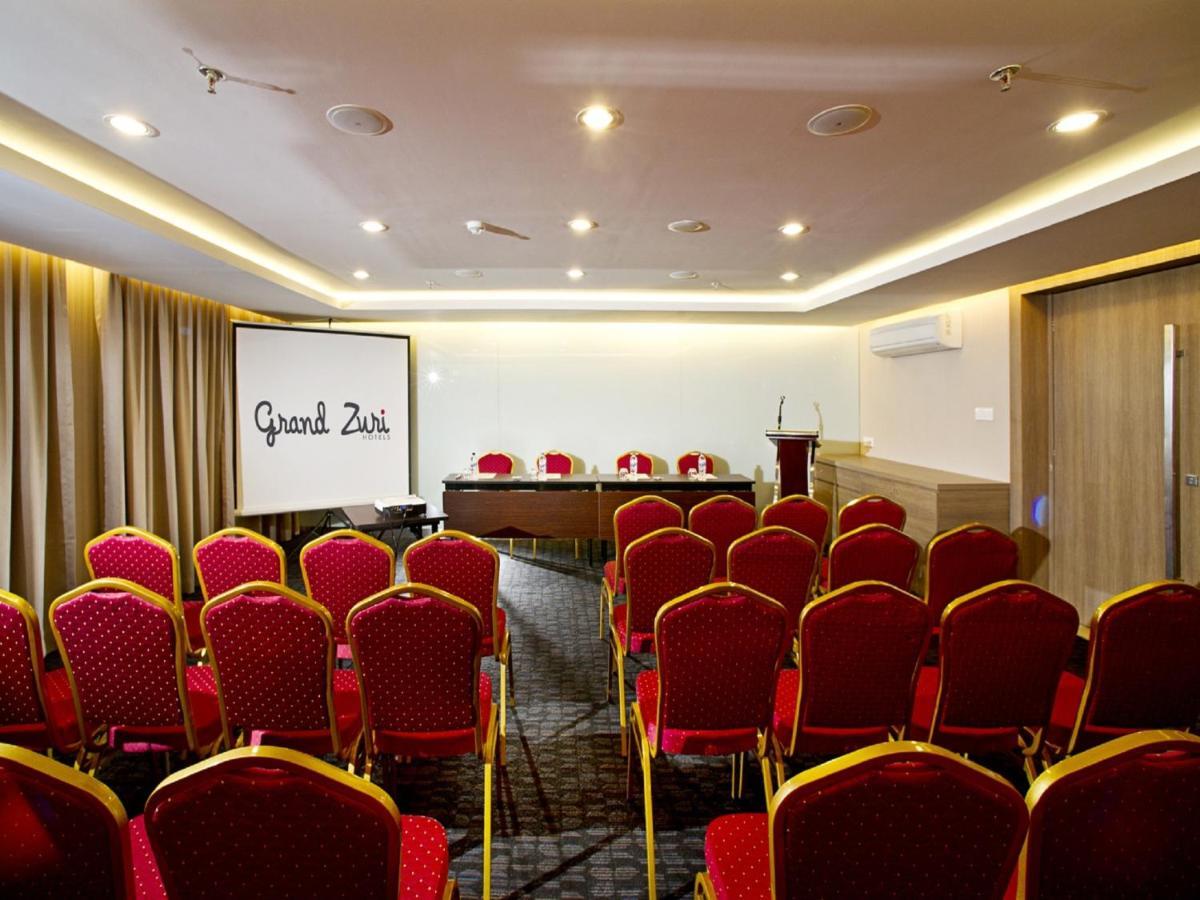 Hotel Grand Zuri Kuta Lombok Exterior foto